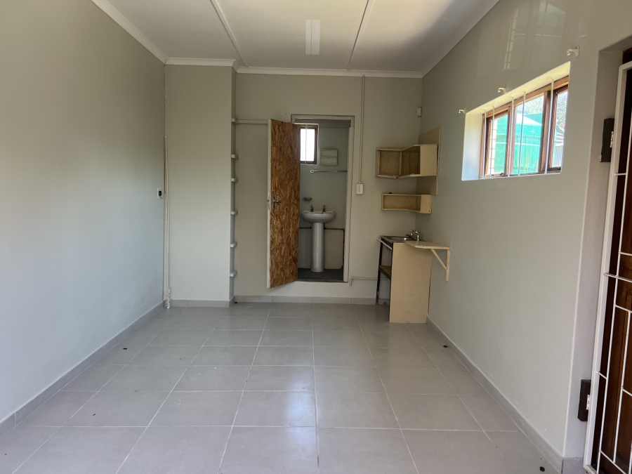 4 Bedroom Property for Sale in Wavecrest Eastern Cape